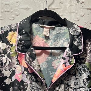 Victoria's Secret Black and Pink Intimates Blazer